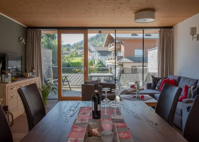 Residenz Wildkogelbahnen 12 Daire Neukirchen am Großvenediger